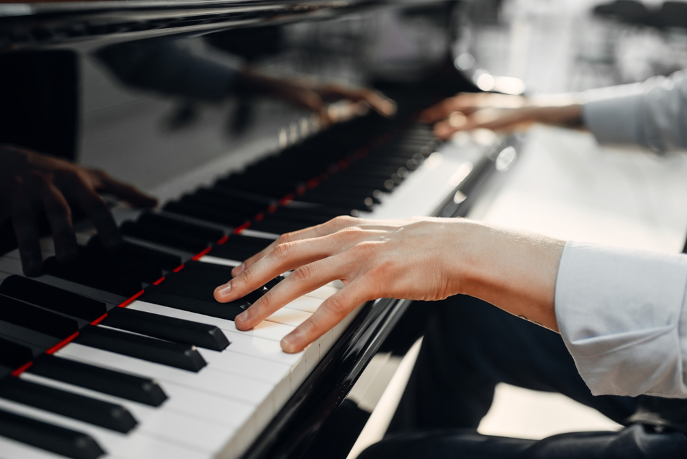 Lớp học piano trực tuyến